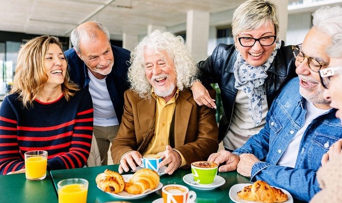 Чем старше - тем счастливее! - «Новости Медицины»