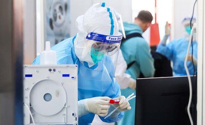 Великая антиковидная стена: как провести Олимпиаду и не получить роста заболевших - «Новости Медицины»